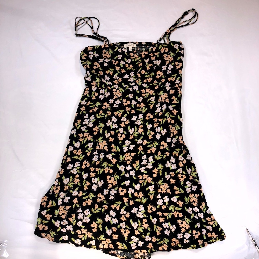 Promesa Black Floral Mini Dress Womens M Smocked Cut Out Back Ruffle Hem Rayon